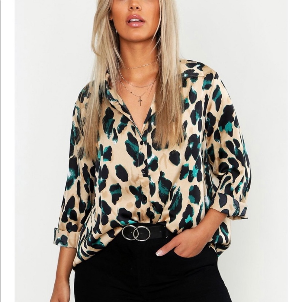Satin Boohoo blouse